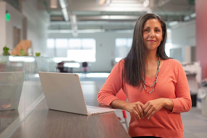 linkedin sales solutions QgYvORVDdd8 unsplash