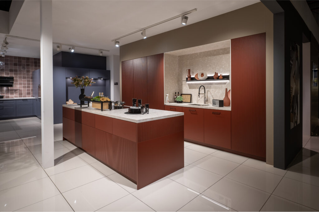 Cuisine Equipee Sur Mesure K05_648 Scaled