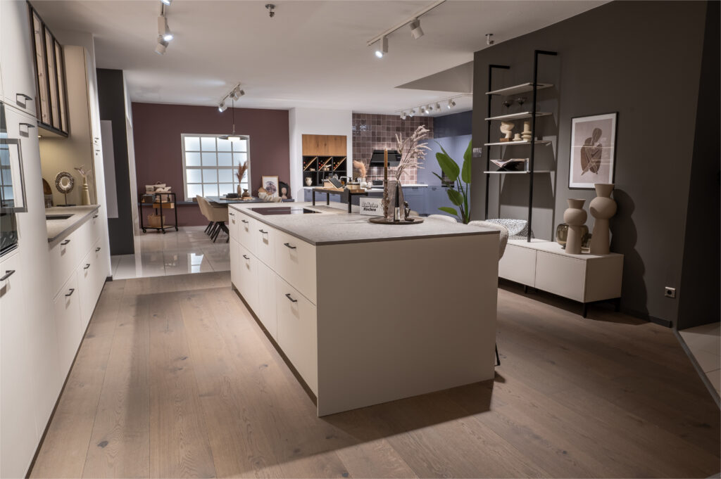 Cuisine Equipee Sur Mesure K07_B_681 Scaled