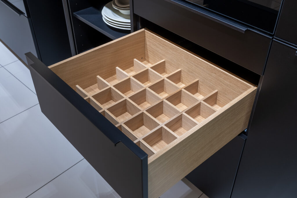 Cuisine Equipee Sur Mesure K12_Detail 03_732 Scaled