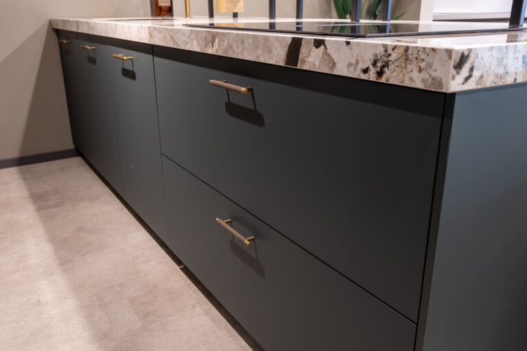 Cuisine Equipee Sur Mesure K16_Detail 01_756 Scaled